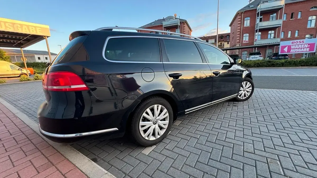 Gebraucht VW Passat 177 PS (130 kW) 2014 Schwarz Kombi