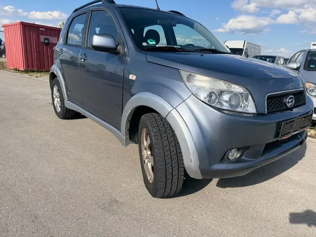 Gebraucht Daihatsu Terios 105 PS (77 kW) 2008 Grau SUV