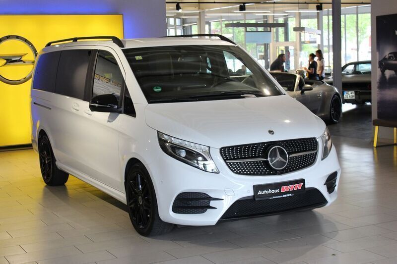 Weiß Gebraucht 2021 Mercedes V250 AMG line Van / Kleinbus | 49.990 € (Guter Preis) - Bild 1/4