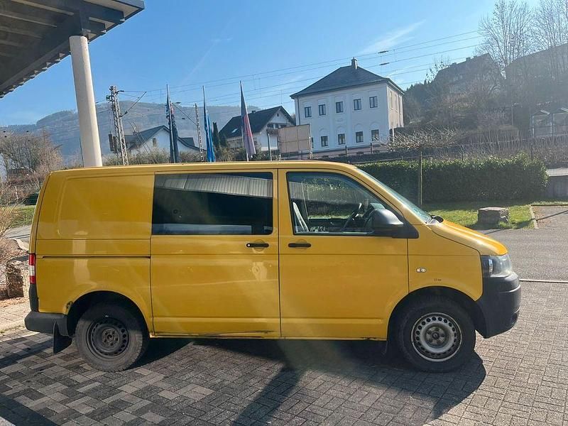 Gebraucht VW Transporter 84 PS (61 kW) 2014 Gelb Van