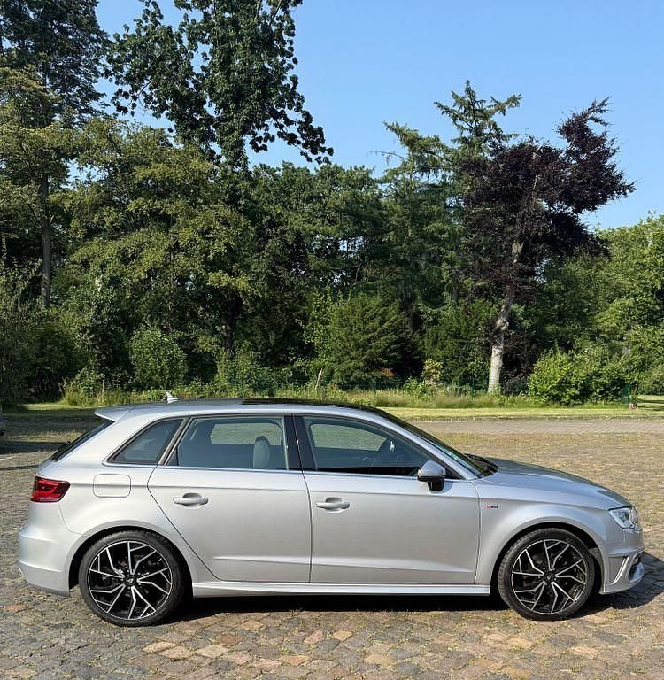 Gebraucht Audi A3 S-Line 150 PS (110 kW) 2015 Silber Limousine