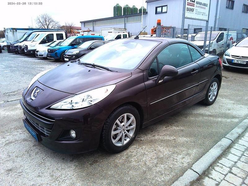 Gebraucht Peugeot 207 CC Allure 111 PS (81 kW) 2014 Cabrio