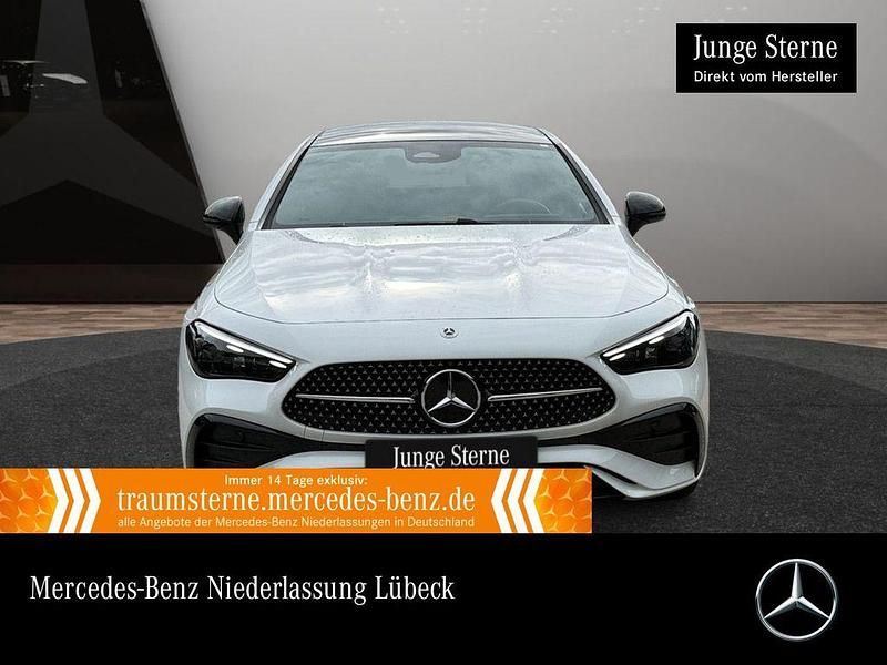 Manufaktur opalithweiß bright Gebraucht 2024 Mercedes CLE200 AMG Coupé | 53.990 € (Etwas zu teuer) - Bild 1/3