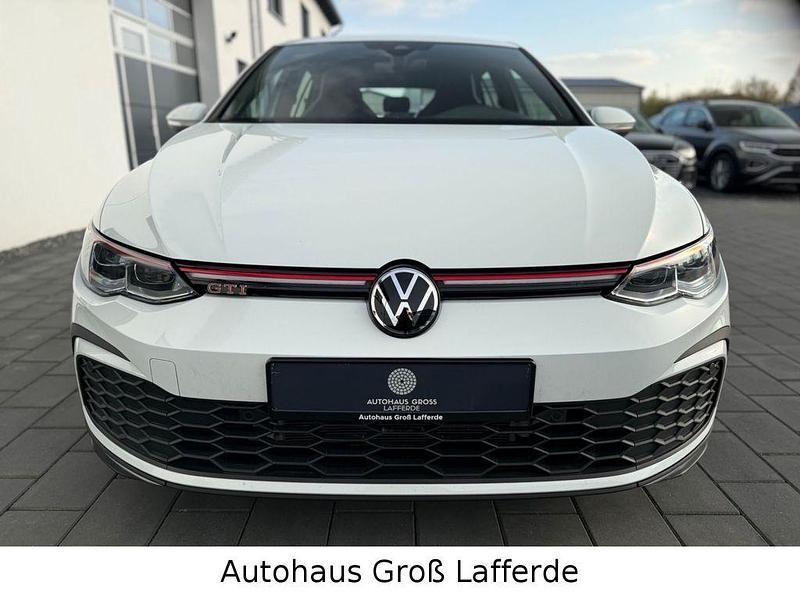 Gebraucht VW Golf VIII GTI 245 PS (180 kW) 2023 Weiß Limousine