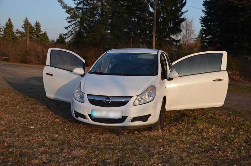 Gebraucht Opel Corsa 69 PS (50 kW) 2010 Kleinwagen