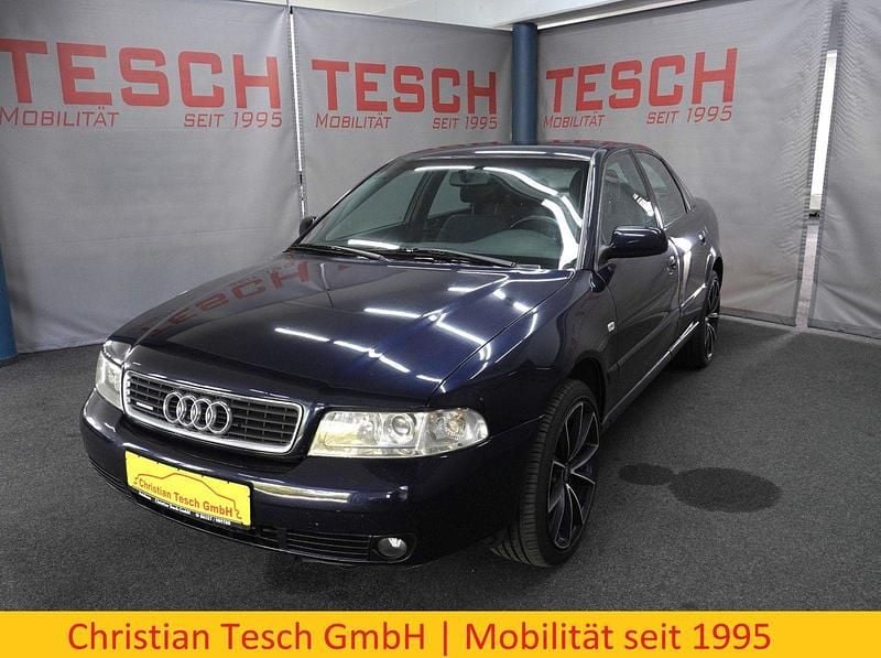 Second-hand Audi A4 150 CP (110 kW) 2000 Albastru Berlinǎ