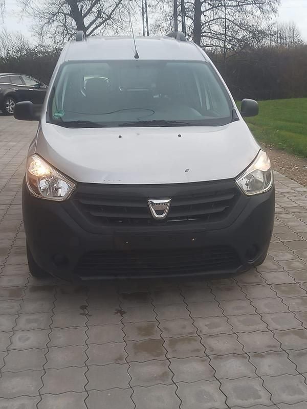 Gebraucht Dacia Dokker 2015 Silber Van / Kleinbus
