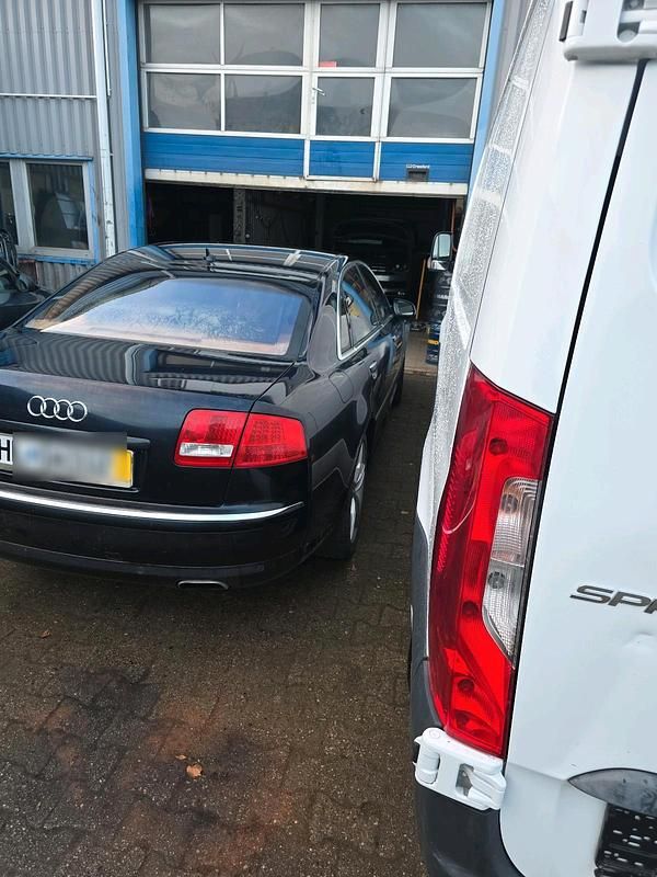 Gebraucht Audi A8 450 PS (330 kW) 2005 Blau Limousine