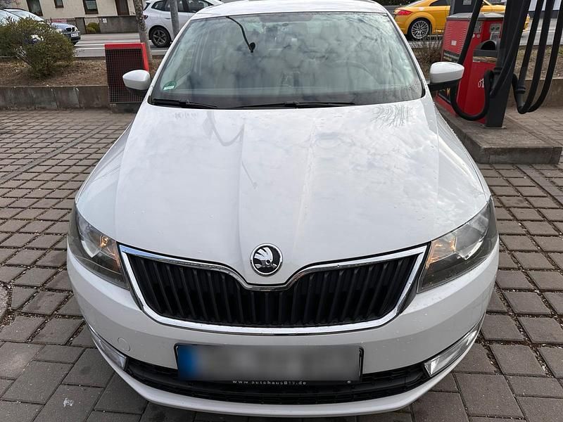 Second-hand Skoda Rapid 105 CP (77 kW) 2013 Alb Hatchback
