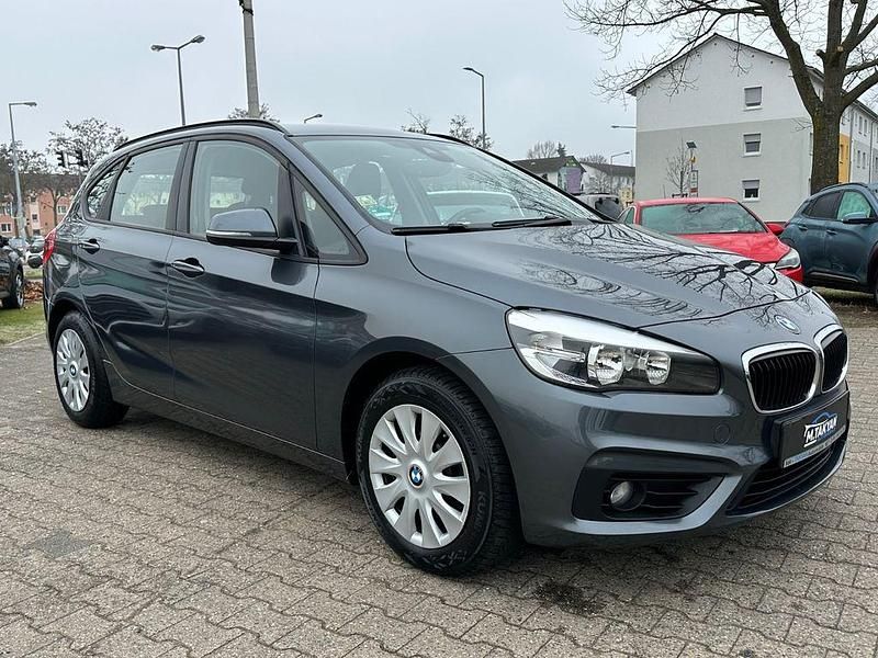 Gebraucht BMW 218 Advantage 136 PS (100 kW) 2016 Grau Kombi