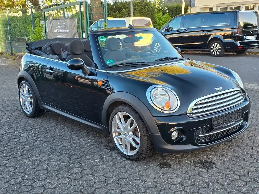 Occasion Mini Cooper D Cabriolet 111 PK (81 kW) 2011 Zwart Cabriolet