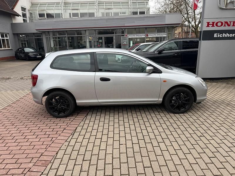 Gebraucht Honda Civic 90 PS (66 kW) 2001 Silber Limousine