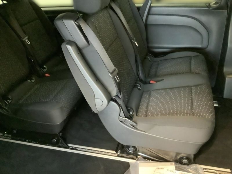 Gebraucht Mercedes e-Vito 150 kW (204 PS) 2022 Silber Van