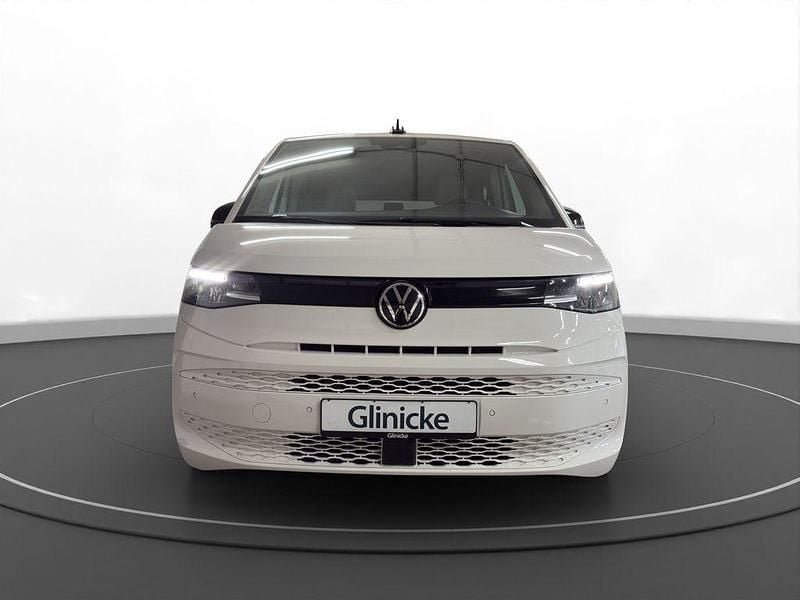 Gebraucht VW Multivan Basis 150 PS (110 kW) 2022 Candyweiß Van