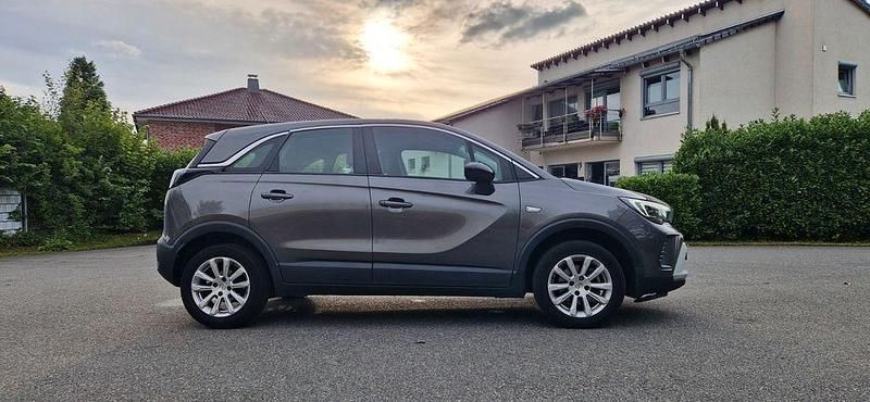 Grau Gebraucht 2021 Opel Crossland SUV | 11.777 € (Guter Preis) - Bild 1/4