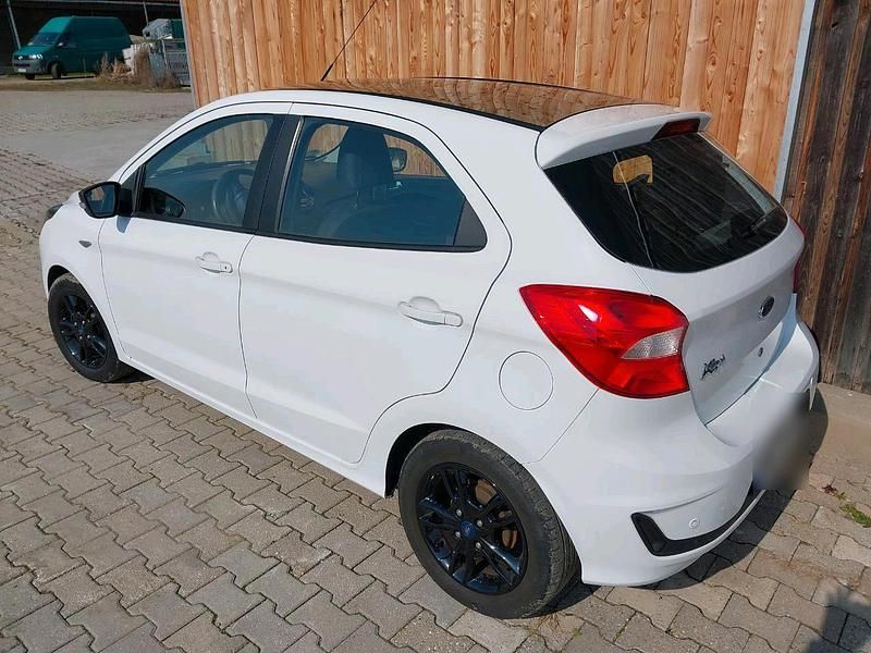 Gebraucht Ford Ka Plus 86 PS (63 kW) 2019 Weiß Kleinwagen