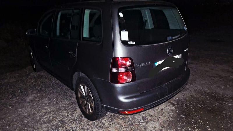 Gebraucht VW Touran 140 PS (102 kW) 2008 Grau Van / Kleinbus