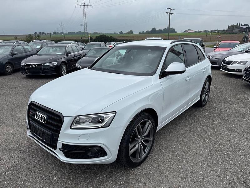 Gletscherweiss Gebraucht 2016 Audi SQ5 Sport SUV | 27.900 € (Teuer) - Bild 1/4