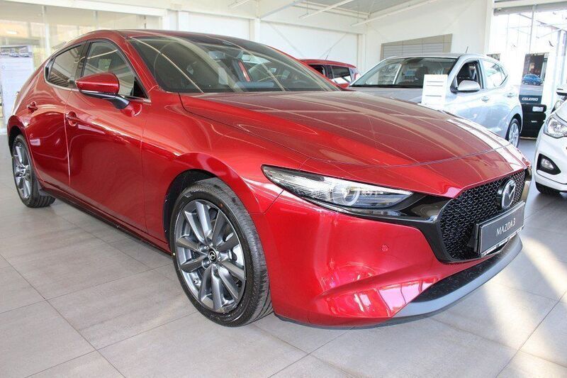 Magmarot (metallic) Gebraucht 2020 Mazda 3 Selection Limousine | 20.800 € (Etwas zu teuer) - Bild 1/4
