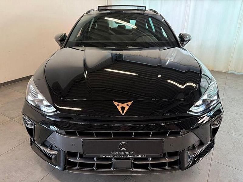Neu Cupra Leon 150 PS (110 kW) 2025 Midnight schwarz metallic Kombi