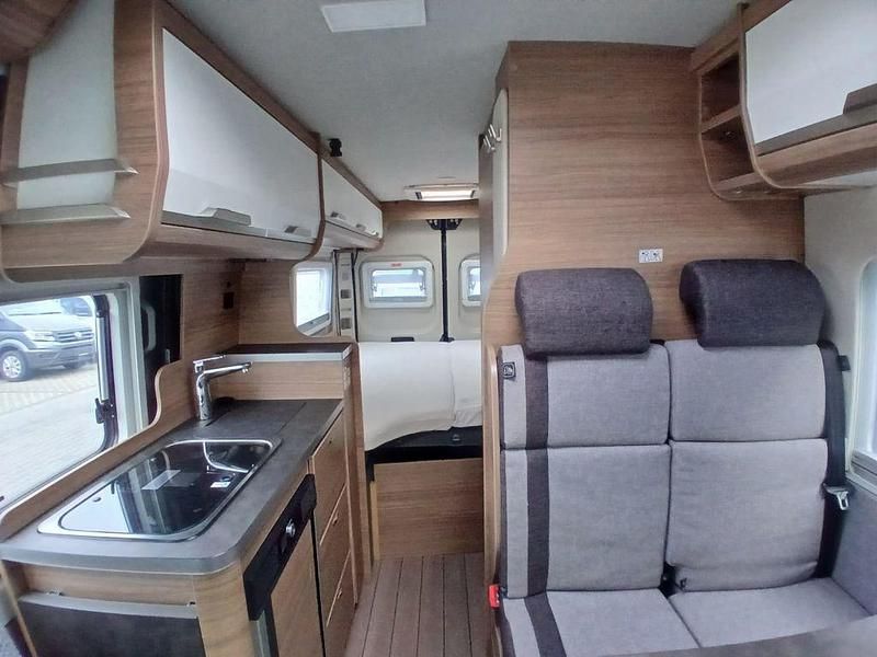 Gebraucht Knaus BOXLIFE 600 140 PS (102 kW) 2023 Fer grau metallic (metallic) Van