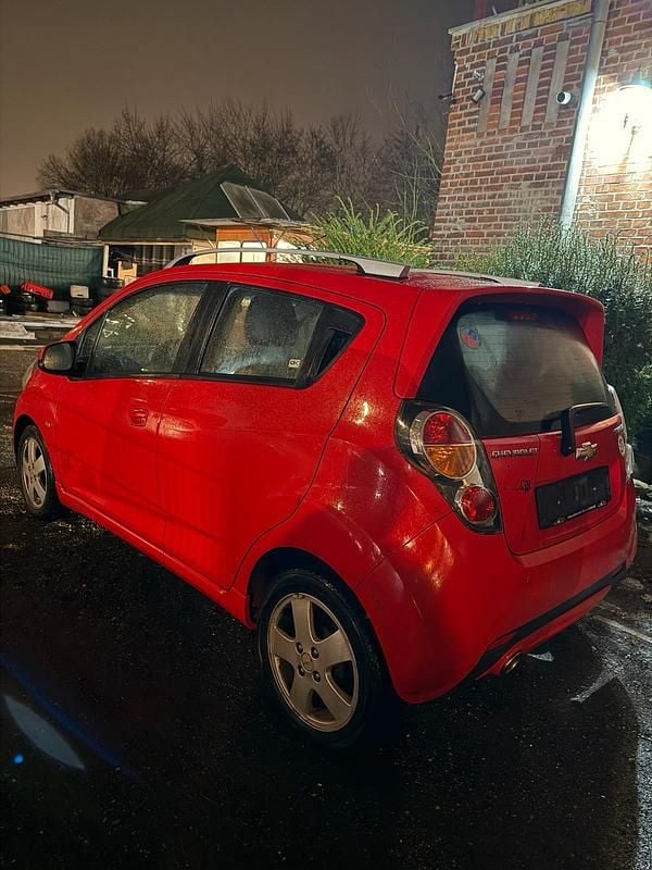 Gebraucht Chevrolet Spark 82 PS (60 kW) 2011 Rot Kleinwagen