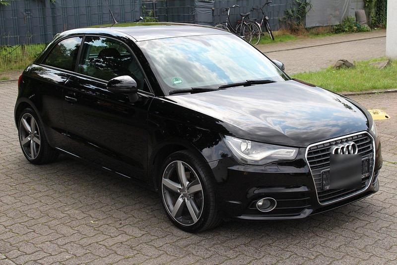Schwarz Gebraucht 2012 Audi A1 Ambition Kleinwagen | 6.650 € (Guter Preis) - Bild 1/4