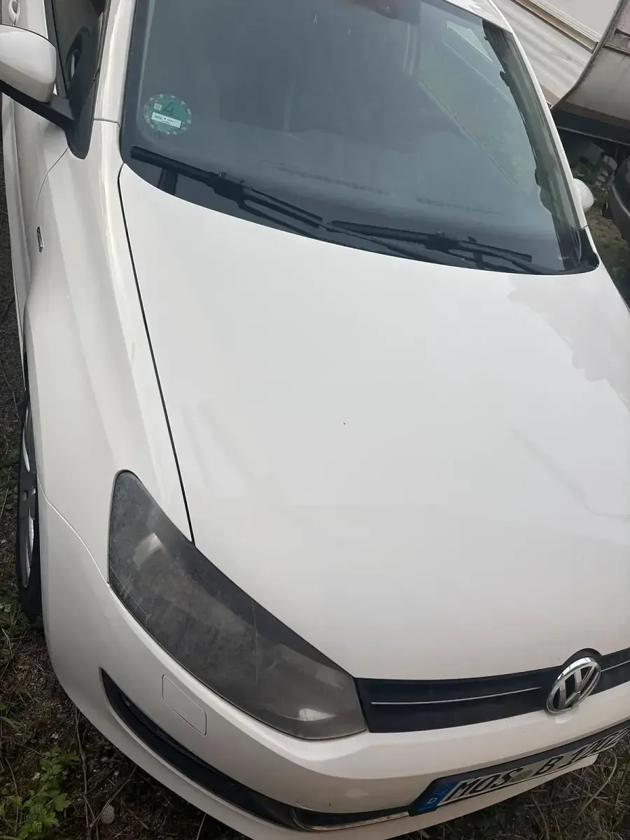 Gebraucht VW Polo 75 PS (55 kW) 2013 Weiß Kleinwagen