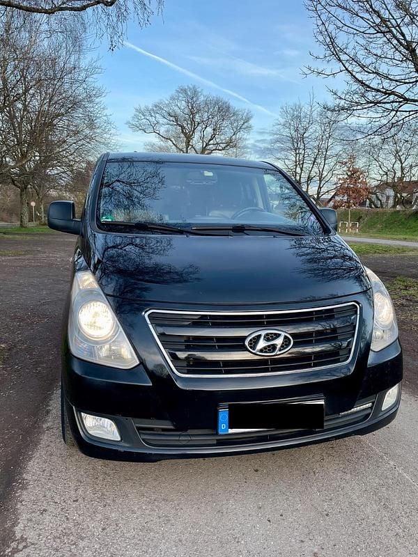 Gebraucht Hyundai H-1 Premium 170 PS (125 kW) 2013 Schwarz Van / Kleinbus
