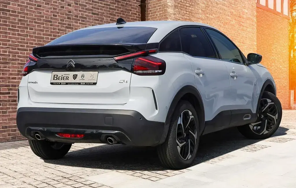 Gebraucht Citroën C4 PureTech 131 PS (96 kW) 2024 Lackierung okenitweiss/typ au SUV