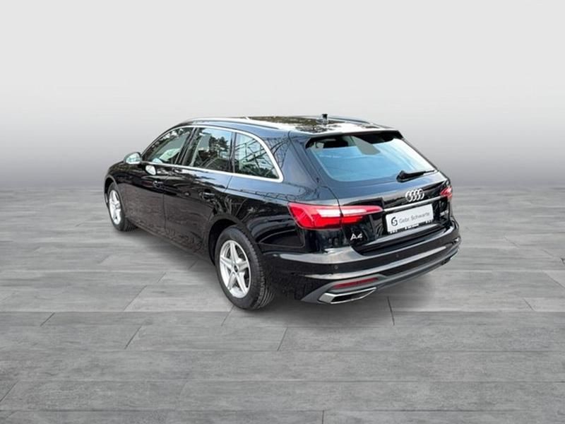 Gebraucht Audi A4 163 PS (119 kW) 2024 Schwarz Kombi