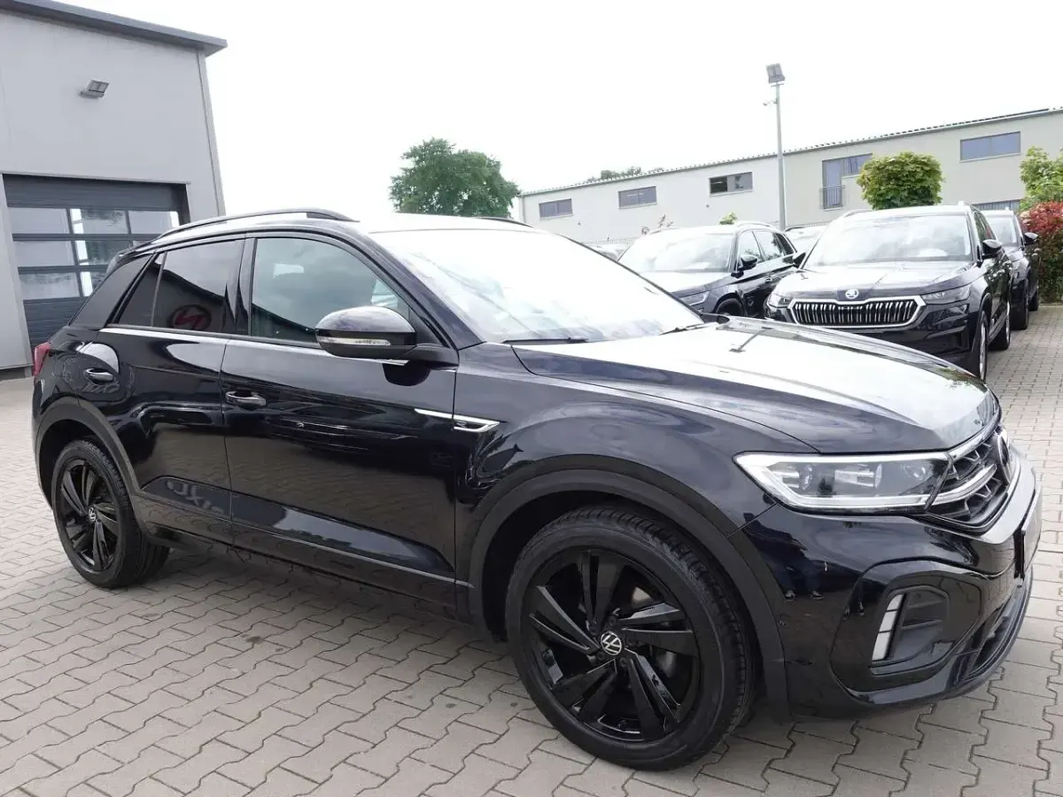 Gebraucht VW T-Roc Style 150 PS (110 kW) 2025 Rot SUV