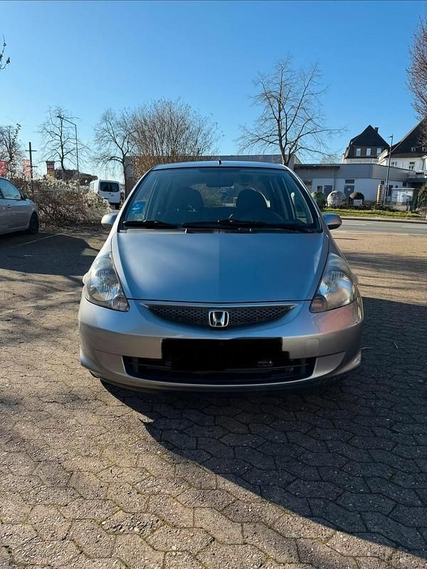 Gebraucht Honda Jazz 78 PS (57 kW) 2006 Silber Kleinwagen
