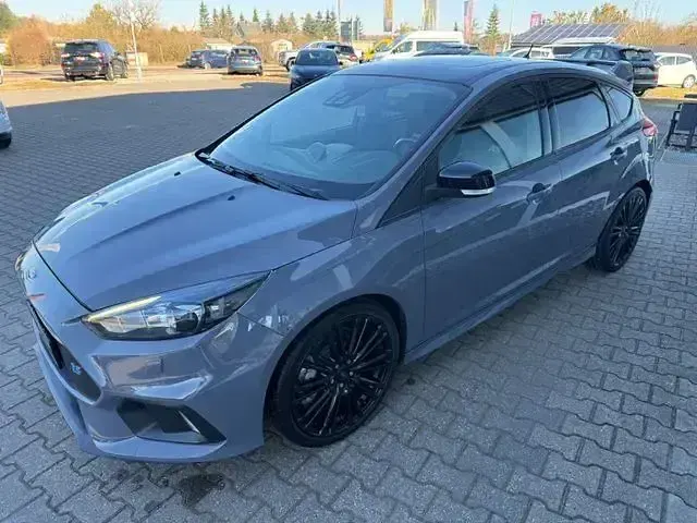 Usata Ford Focus RS 350 CV (257 kW) 2017 Grigio Berlina