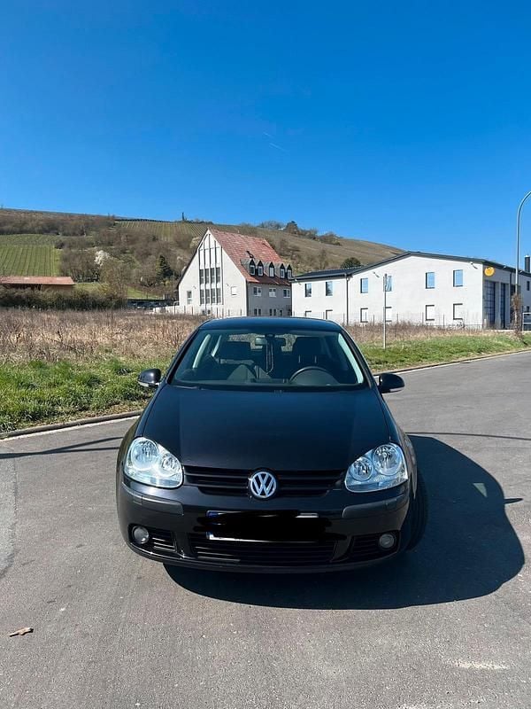 Gebraucht VW Golf V 75 PS (55 kW) 2004 Schwarz Kleinwagen