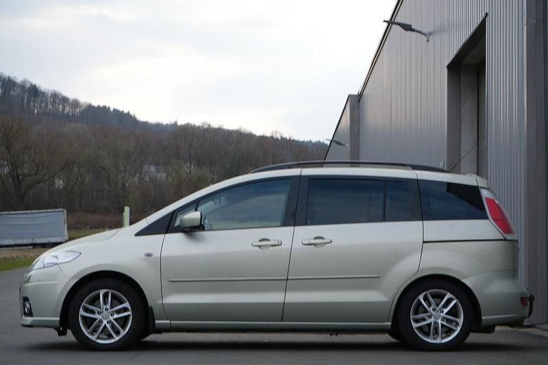Gebraucht Mazda 5 145 PS (106 kW) 2008 Gold Van / Kleinbus