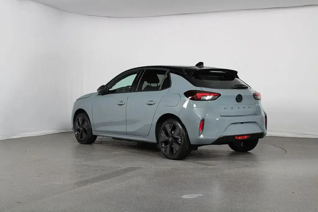 Nuova Opel Corsa-e 114 kW (156 CV) 2026 Grigio Utilitaria