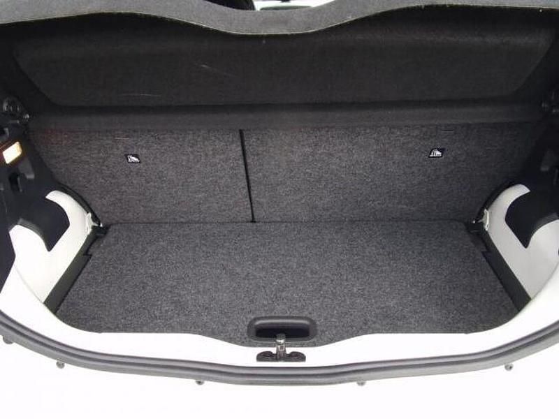 Gebraucht Seat Mii Chic 60 PS (44 kW) 2019 Weiß Kleinwagen