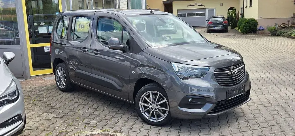Gebraucht Opel Combo Edition 131 PS (96 kW) 2020 Kontrast grau/quarz silber Van / Kleinbus