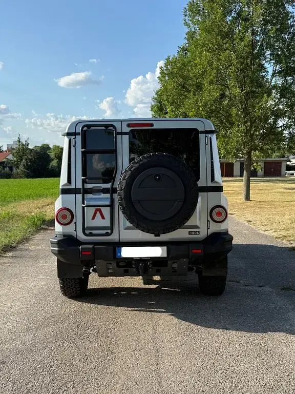 Gebraucht Ineos Grenadier 249 PS (183 kW) 2025 Silber Kombi
