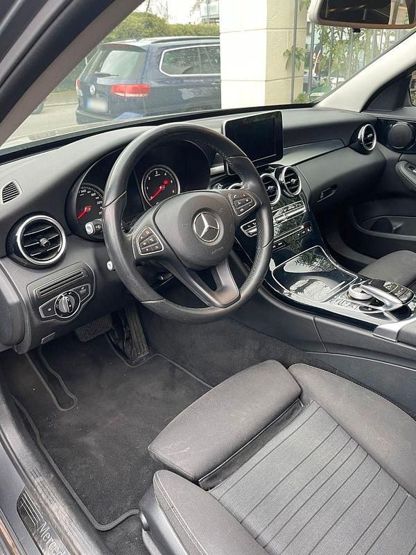 Gebraucht Mercedes C220 170 PS (125 kW) 2016 Grau Kombi