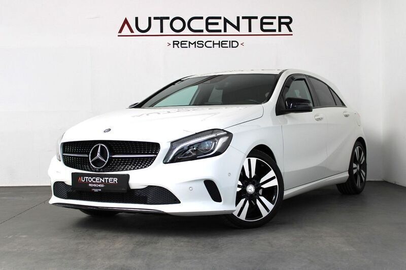 Weiß Gebraucht 2016 Mercedes A200 Urban Limousine | 17.750 € (Fairer Preis) - Bild 1/4