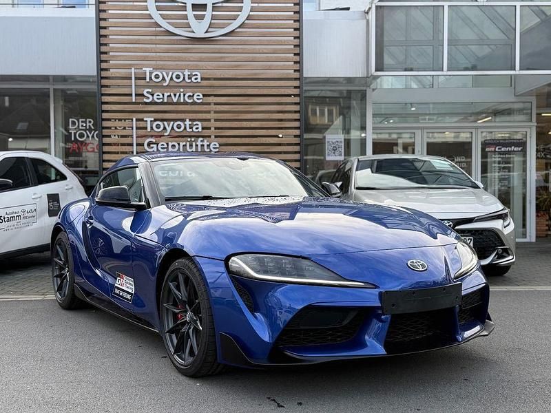 Blau Neu 2025 Toyota Supra Coupé | 72.990 € (Fairer Preis) - Bild 1/4