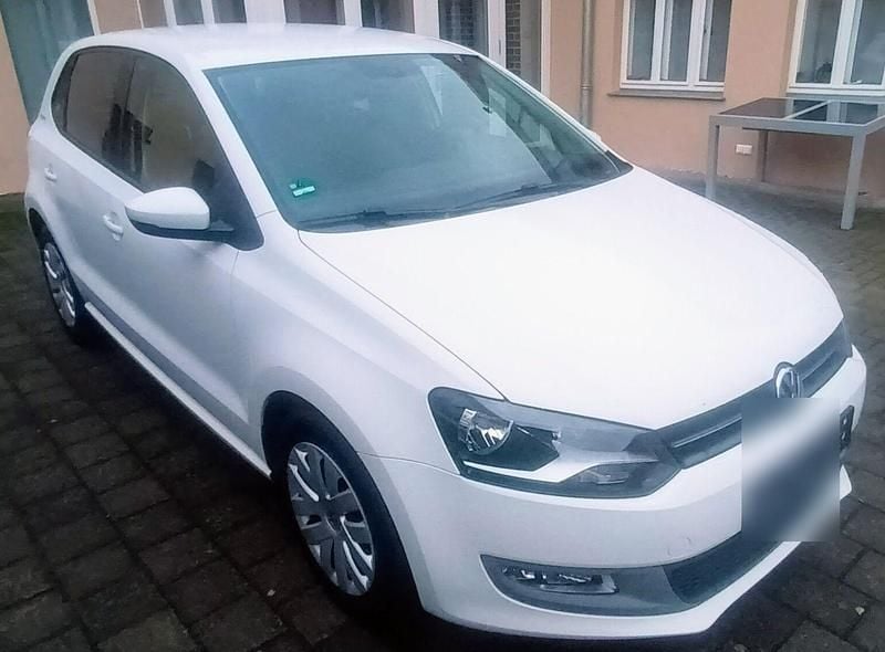 Gebraucht VW Polo Team 105 PS (77 kW) 2010 Weiß Kleinwagen