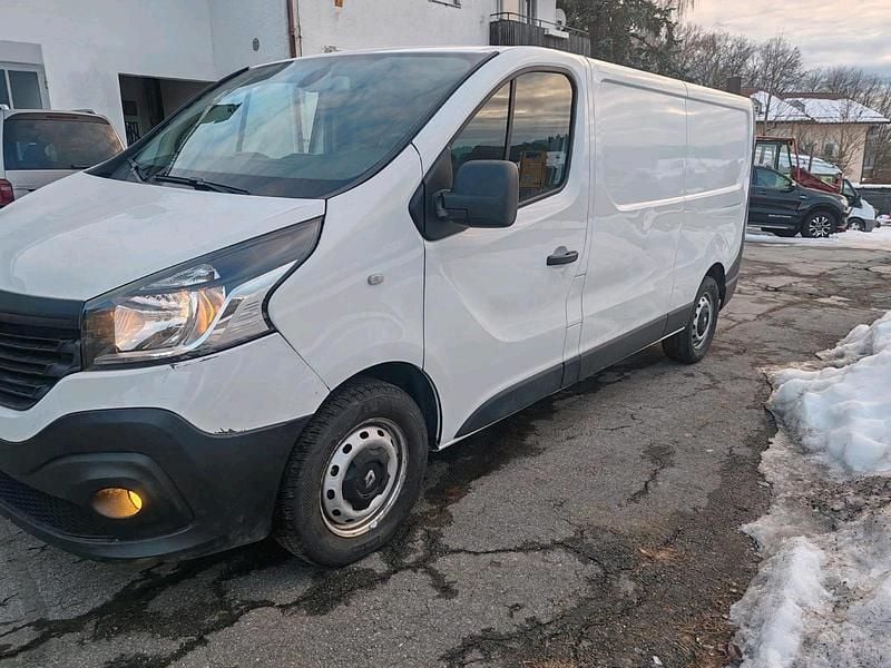 Gebraucht Renault Trafic 125 PS (91 kW) 2019 Weiß Van / Kleinbus