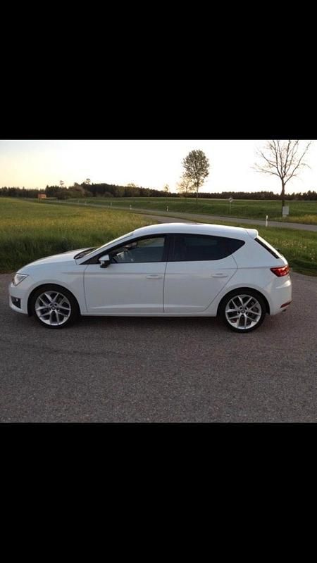 Gebraucht Seat Leon FR 179 PS (131 kW) 2016 Weiß Limousine