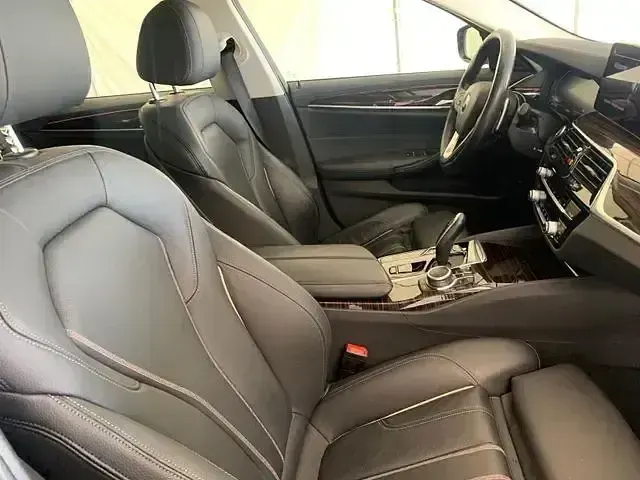 Gebraucht BMW 530 Luxury Line 286 PS (210 kW) 2022 Blau Kombi