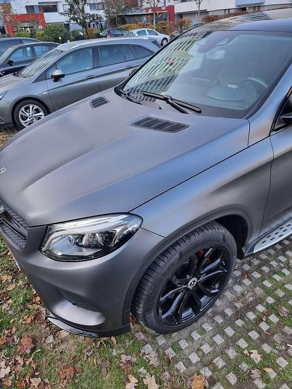 Gebraucht Mercedes GLE350 OrangeArt Edition 258 PS (189 kW) 2020 Blau Coupé