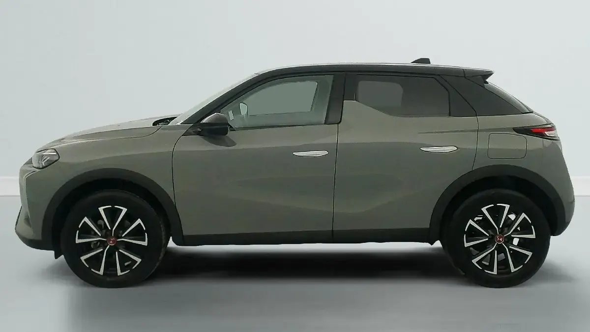 Usata DS Automobiles DS3 Crossback Performance 101 CV (74 kW) 2024 Grigio SUV