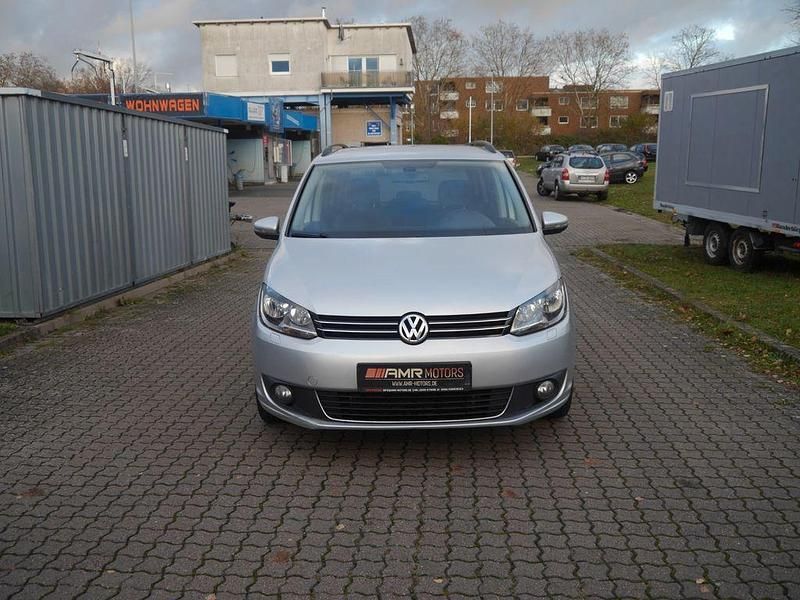 Gebraucht VW Touran Comfortline 105 PS (77 kW) 2012 Silber Van / Kleinbus